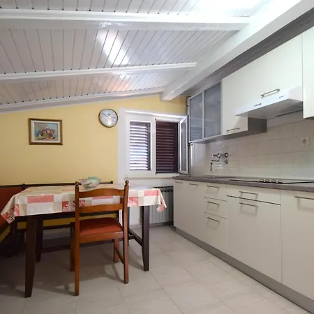 Slunjski Mit Balkon By Interhome Appartement *